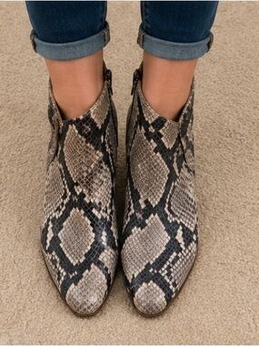 1.STATE Snakeskin Print Leather Wedge Ankle Booties Women’s Size 6.5
